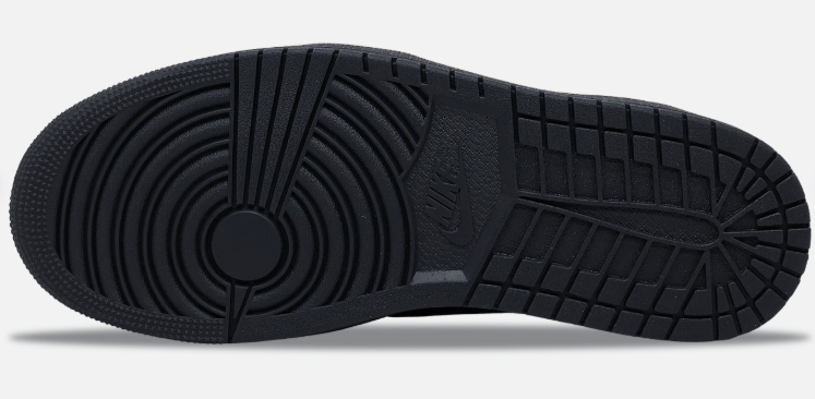 Black Low-Top Retro Street Sneakers