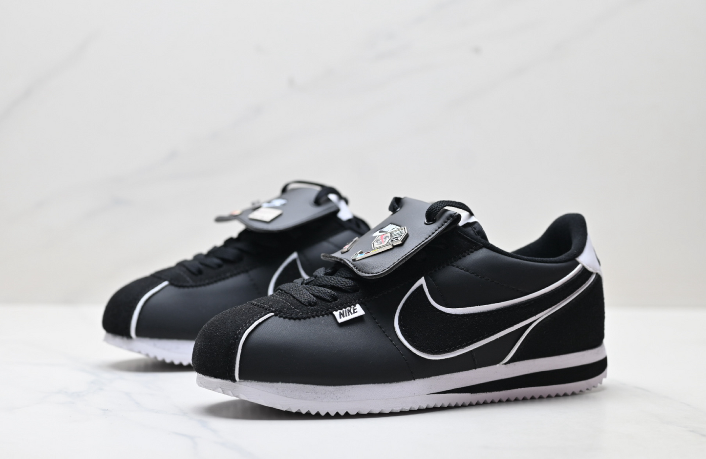 Retro Low-Top Lightweight Classic Running Sneakers