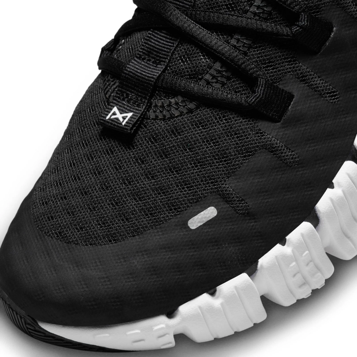 Stable Cushioned Training Shoes