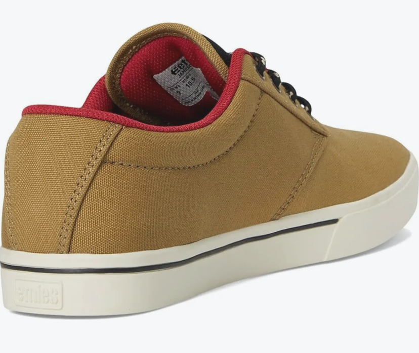 Minimal Versatile Casual Sneakers