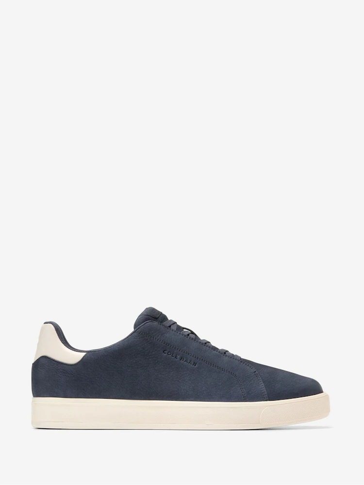 Low-Top Slip-On Casual Sneakers