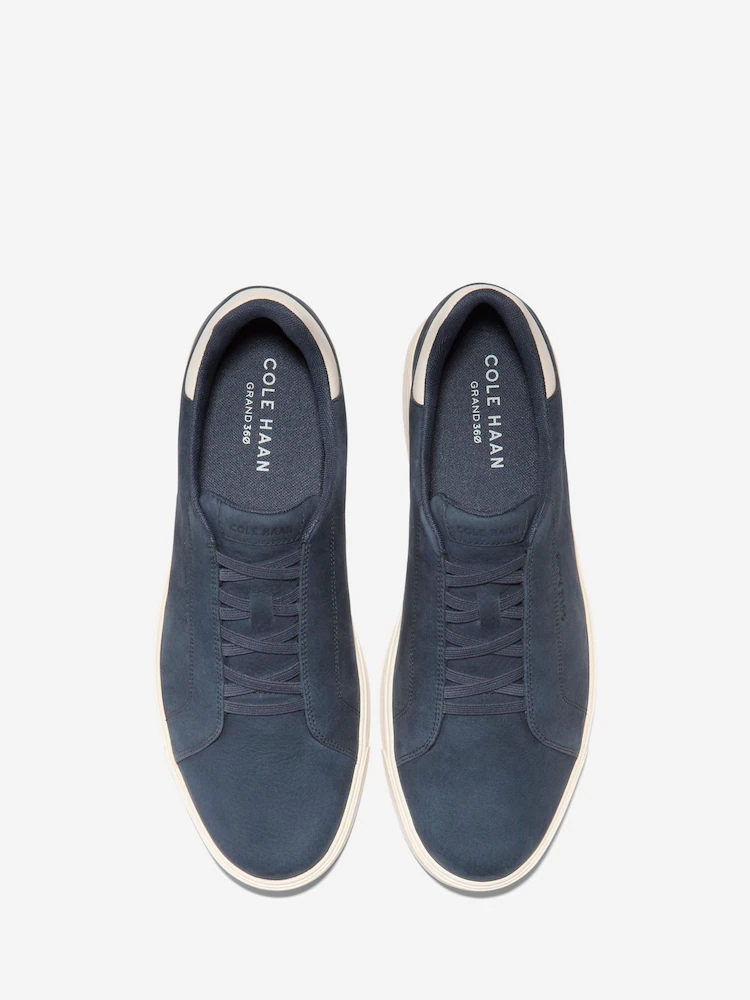Low-Top Slip-On Casual Sneakers