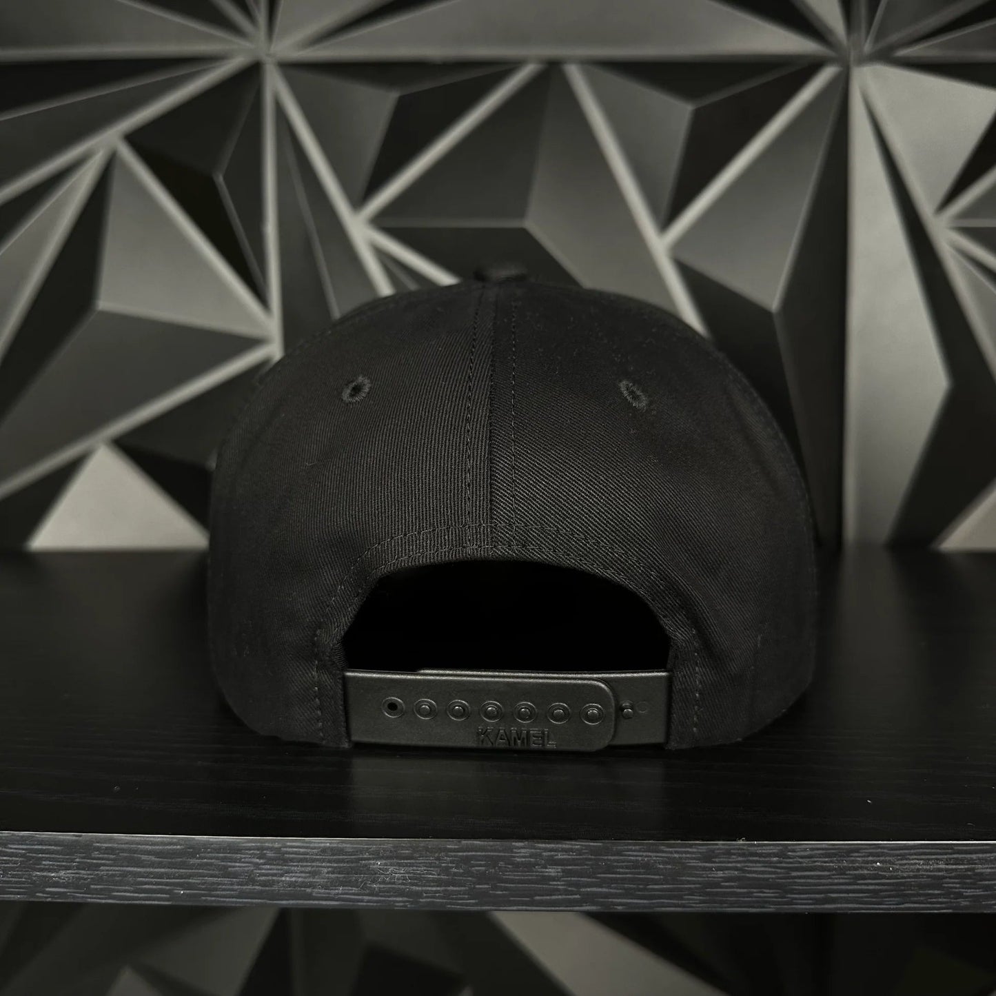 Playing Cards SnapBack Baseball Cap - Black/Red