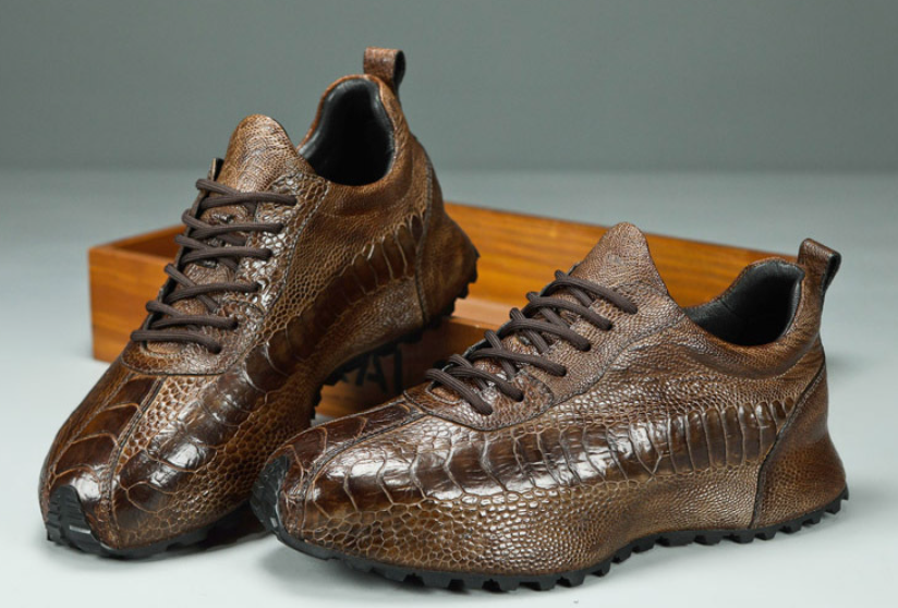 High-end ostrich leather casual shoes