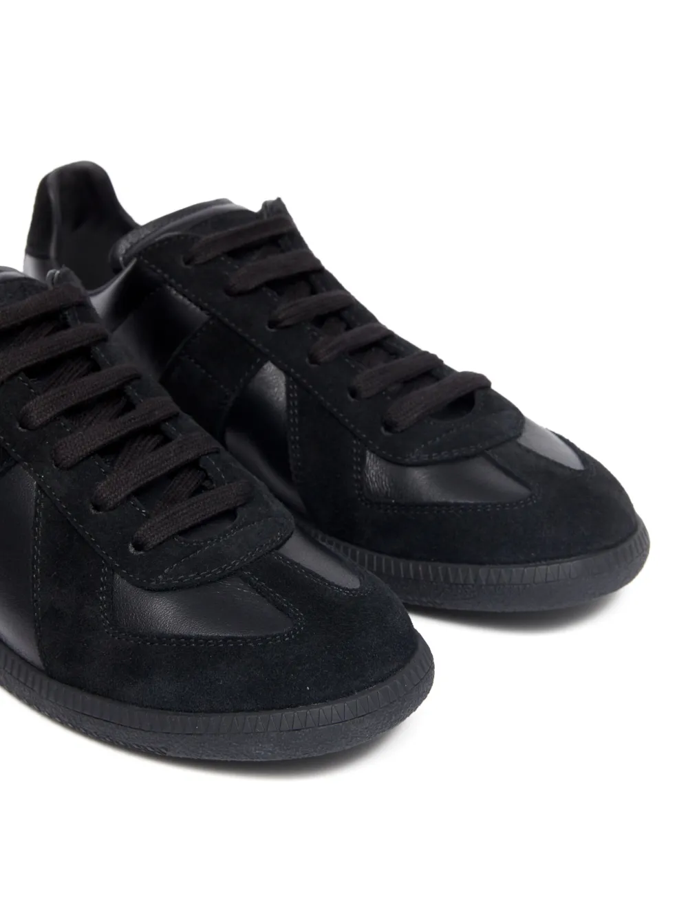 Classic Low Top Leather Sneakers