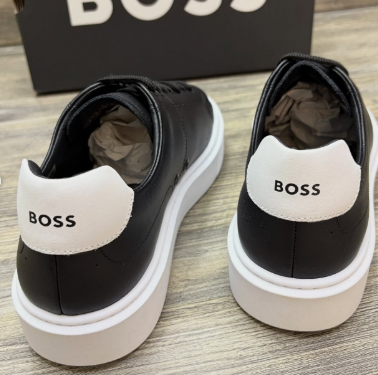 Premium Black Runner Sneakers
