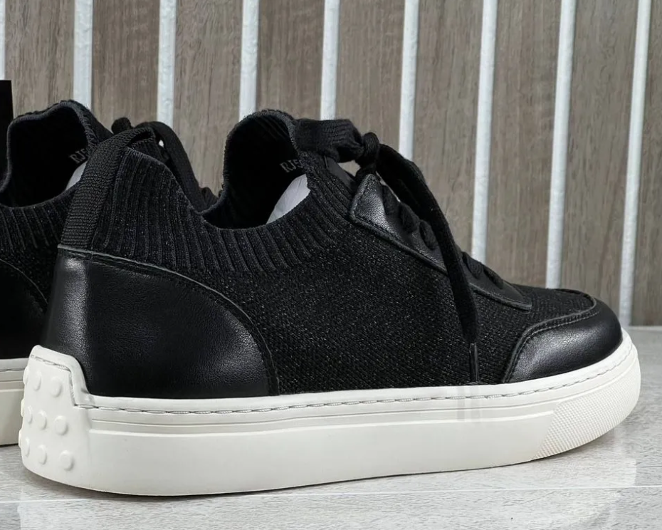 Men's Black Warrior Sneakers