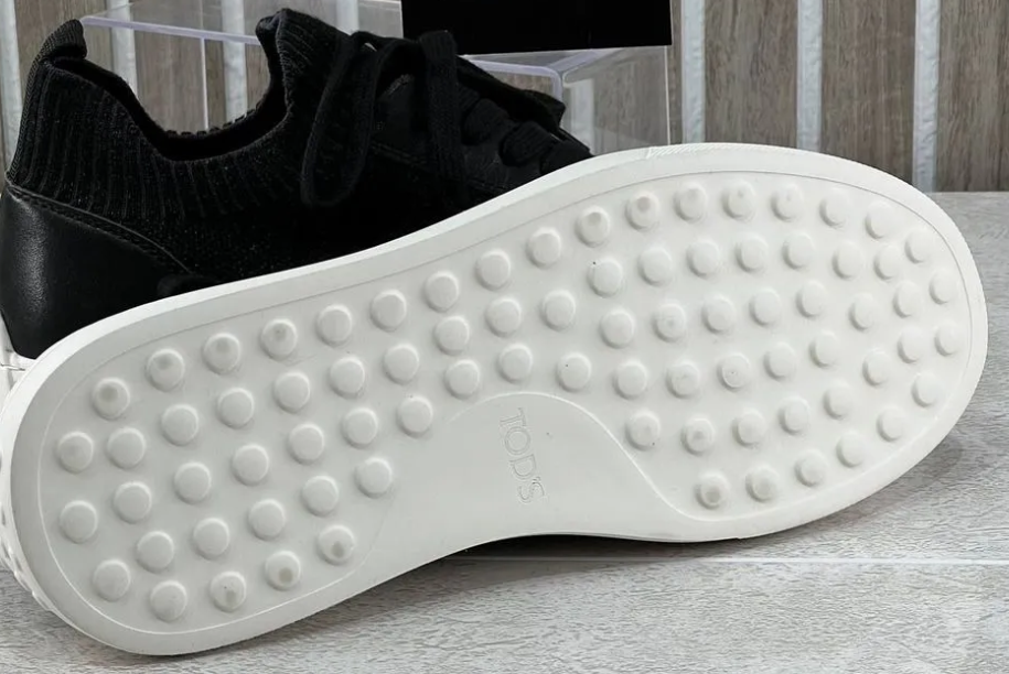 Men's Black Warrior Sneakers