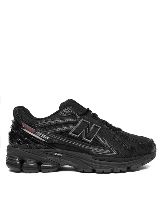Black Lightweight Cushioned Running Shoes