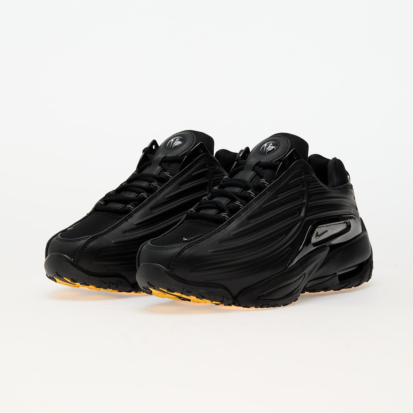 Tech Style Stable Support Sneakers