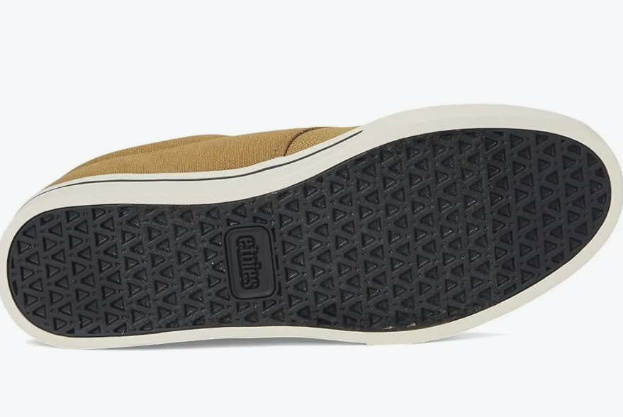 Minimal Versatile Casual Sneakers