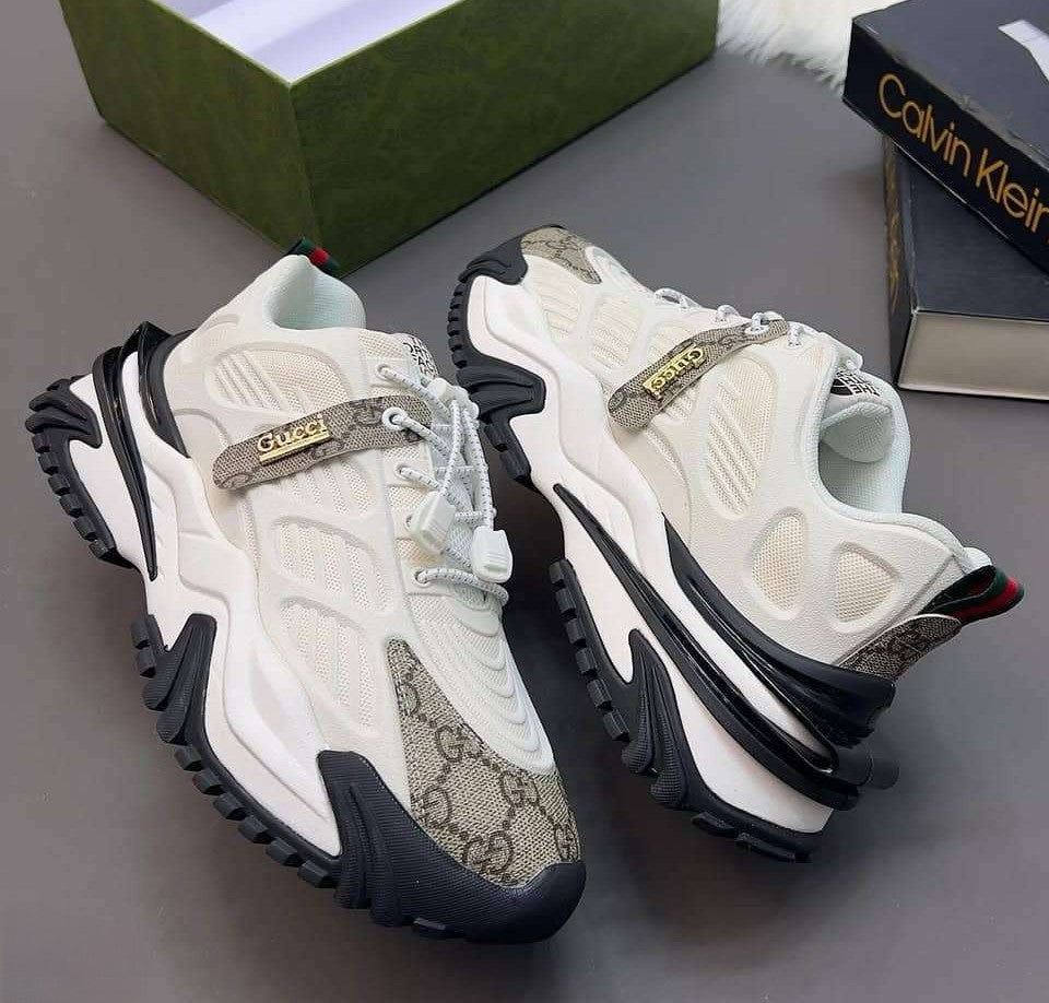Men's Classic Printed Sneakers