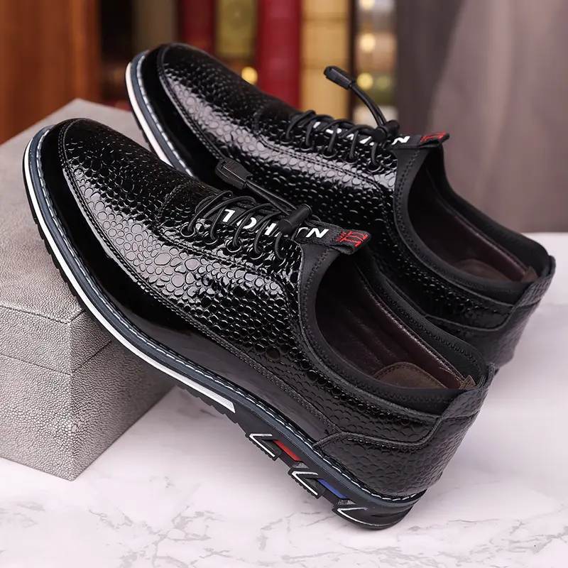 Men's Slip-On Casual Shoes with Stretch Laces